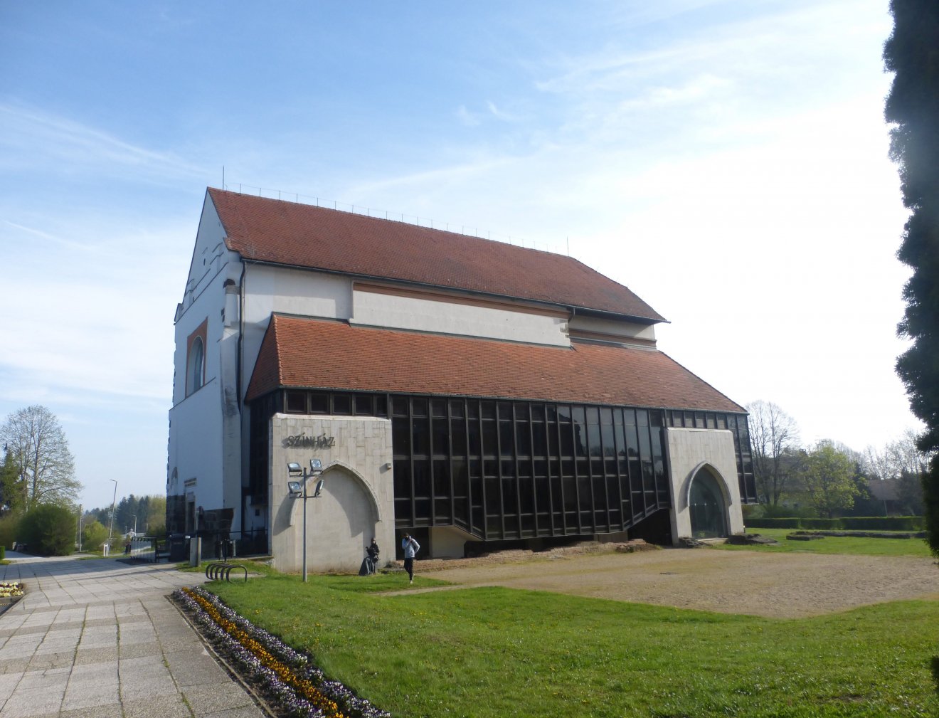A Magtár-templom, Szentgotthárd legrégebbi műemléke jelenleg teátrumi szerepet tölt be •  Fotó: Csermák Judit