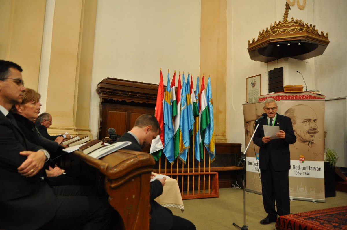 Tőkés László, az EMNT elnöke: „A mi szabadságunk maga az autonómia” •  Fotó: Mohácsi Árpád László