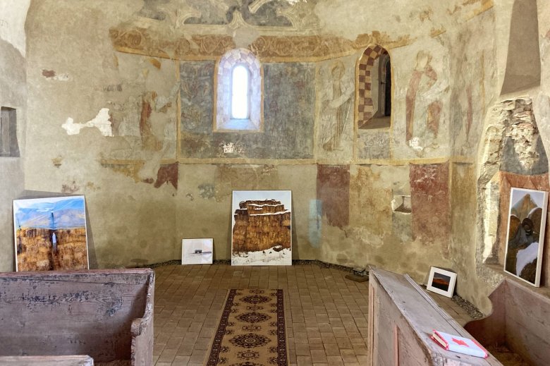 A KopiaKollektiva kiállításai templomokba is eljutnak •  Fotó: Facebook/Kerekes Emőke