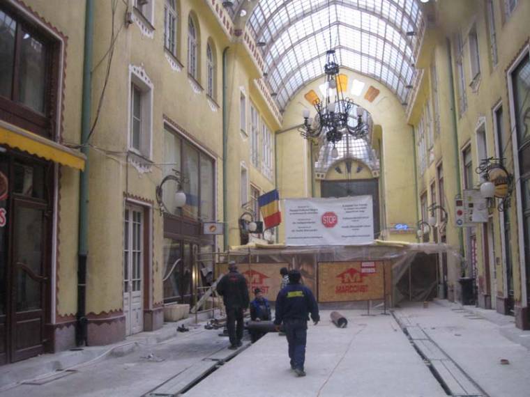 Buldózeres városrendezés Nagyváradon