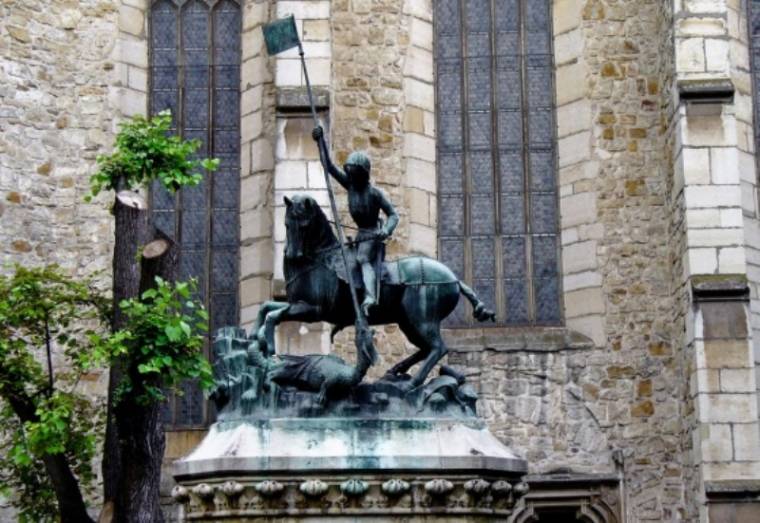 Sárkányölő Szent György és a kolozsváriak