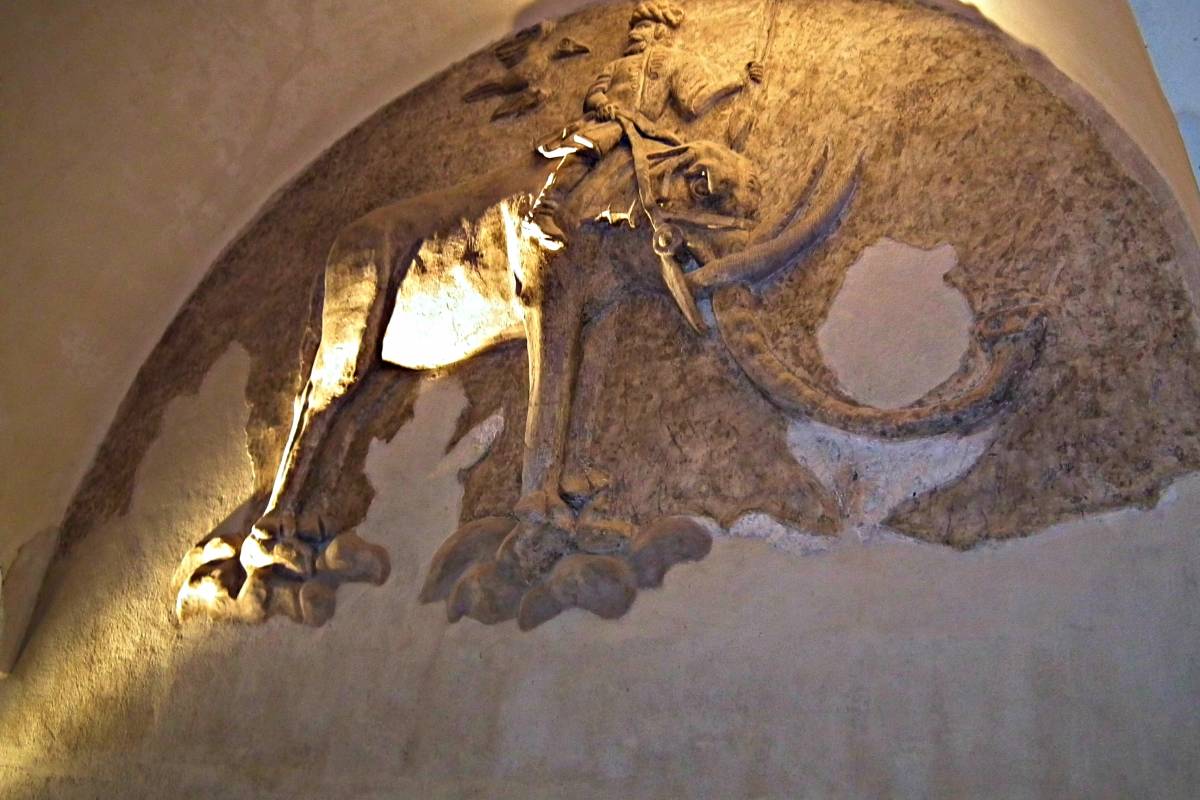 A fejedelmi palota gazdag a reneszánsz stukkókban &bullet;  Fotó: Kádár Hanga