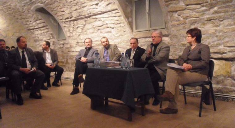 Testvértelepülések: szándékok és gyanakvások