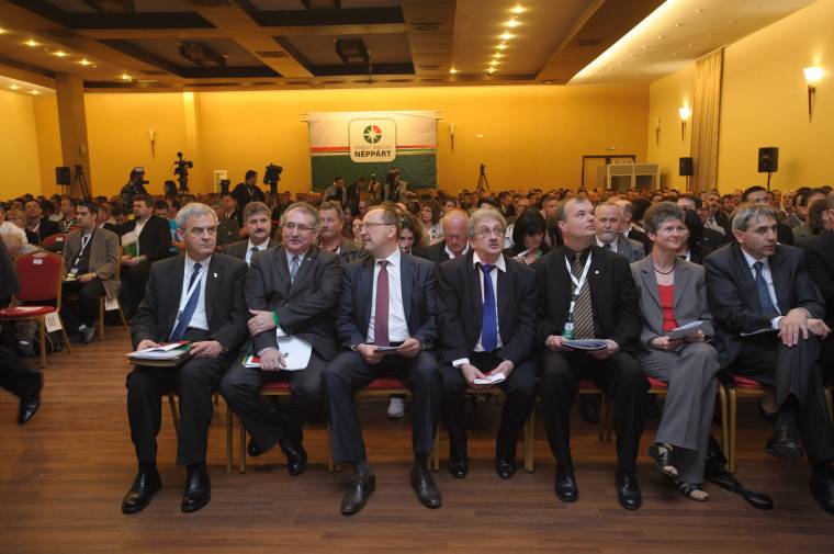 Autonómiaértekezlet az EMNP kongresszuson