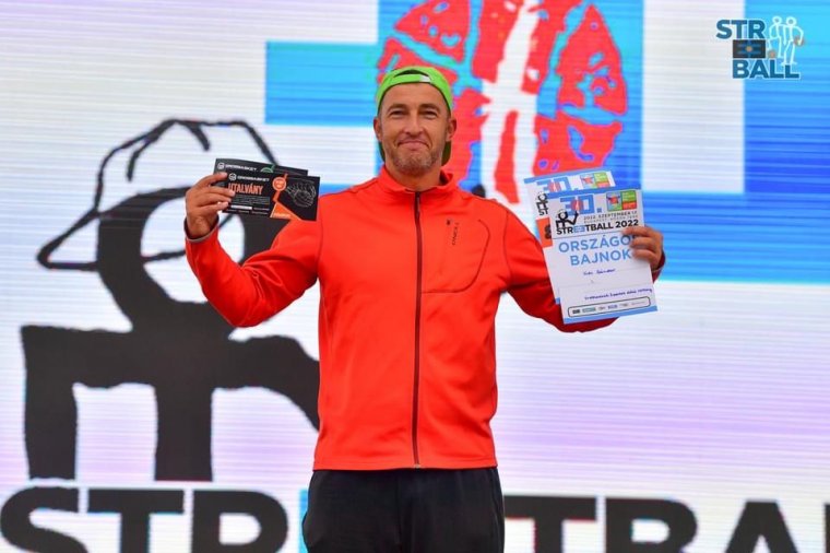 Az utóbbi 30 év legjobban dobó kosárlabdázója – beszélgetés Vizi Sándorral, ötven országos bajnoki cím birtokosával