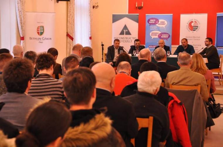 Útkereső román–magyar párbeszéd