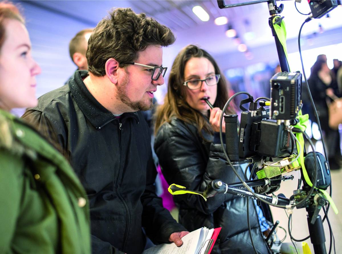 Az Oscar-díjas Deák Kristóf és felesége, Nina Kov újabb filmjének forgatásán: a legjobb magyar alkotások is nehezen jutnak be Erdélybe • Fotó: MTI