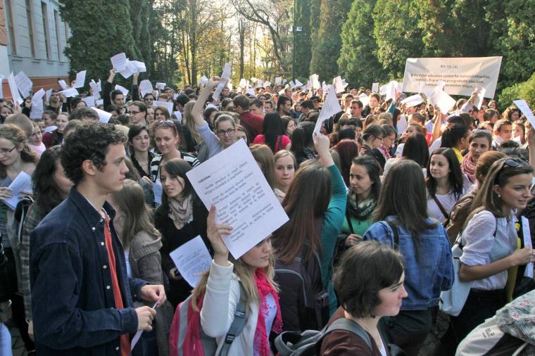 Magyar orvos- és gyógyszerészképzés: jelen és jövő a MOGYE-n