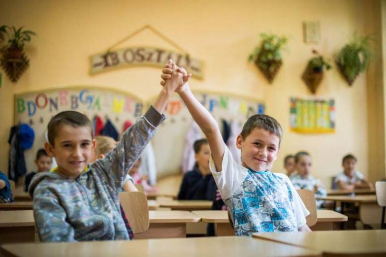 Szülőföldön és magyarul