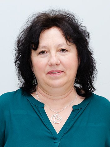 Makkai Mária, a Kolozsvári Református Kollégium pedagógusa úgy látja, manapság kiveszőben van az emberekből az »apáról fiúra« és a »csináld magad« gondolat 