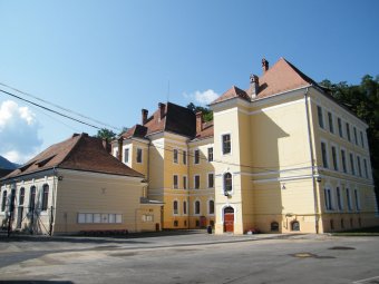 Bölényből készült tokánnyal várják az érdeklődőket a brassói tavaszi sokadalomba