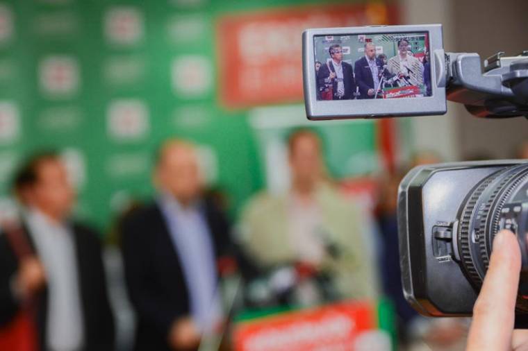 Két tulipán Európának