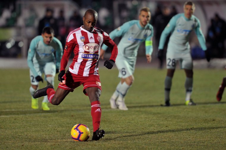 Tandia, a beépített huszár