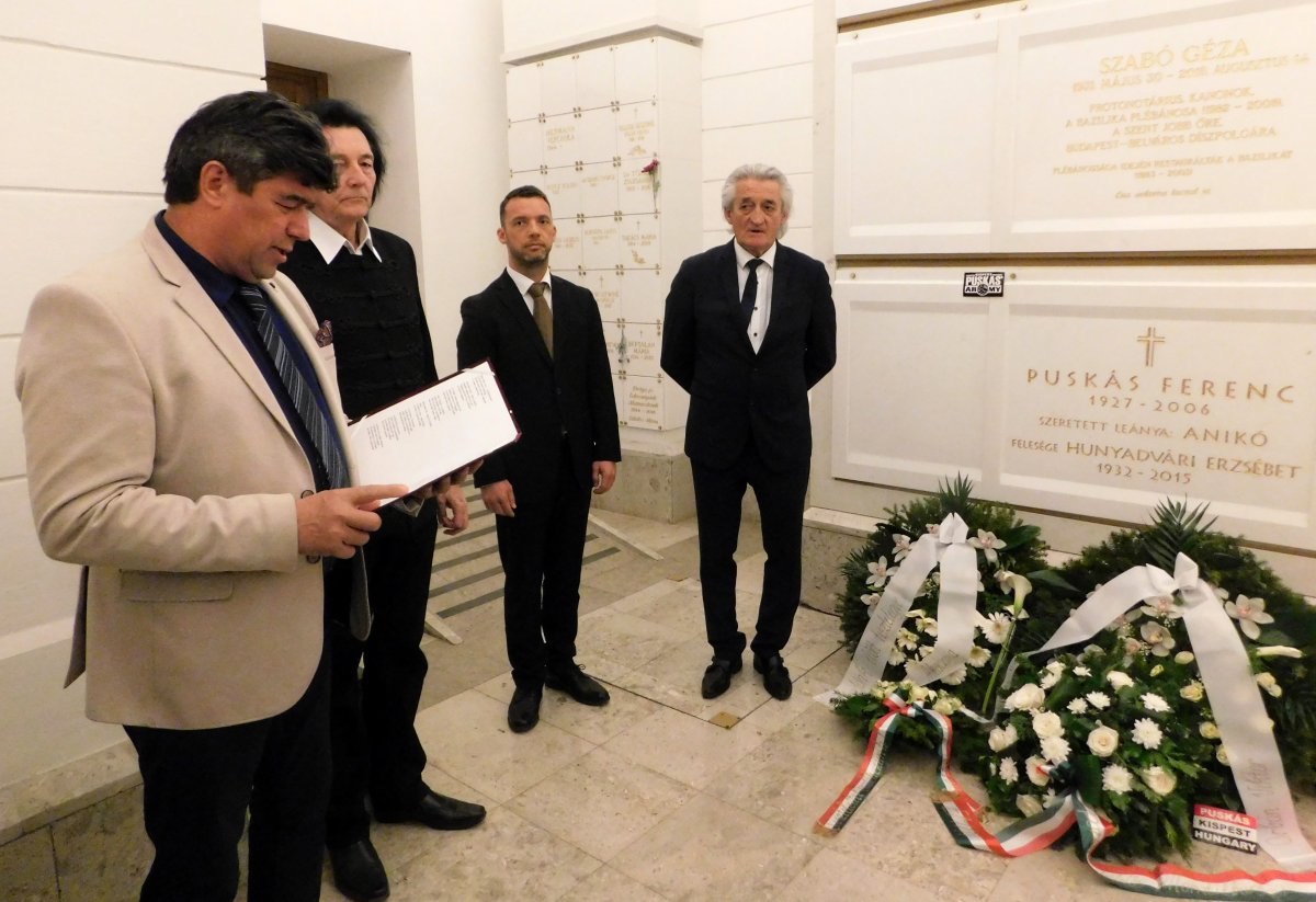 A Szent István Bazilika altemplomában emlékeznek Puskás Ferencre • Fotó: Okos Márton