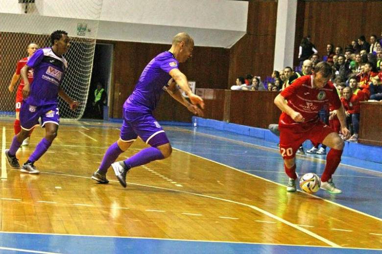 Nem kiscsapatoknak szól a futsalbajnokság