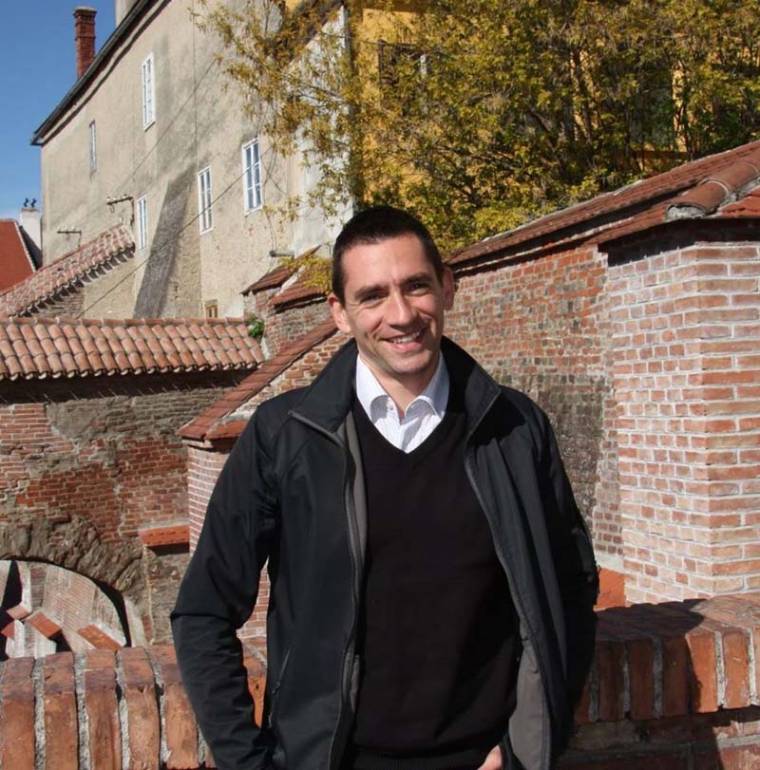 Színvonalas mérkőzések, gyenge bíráskodás