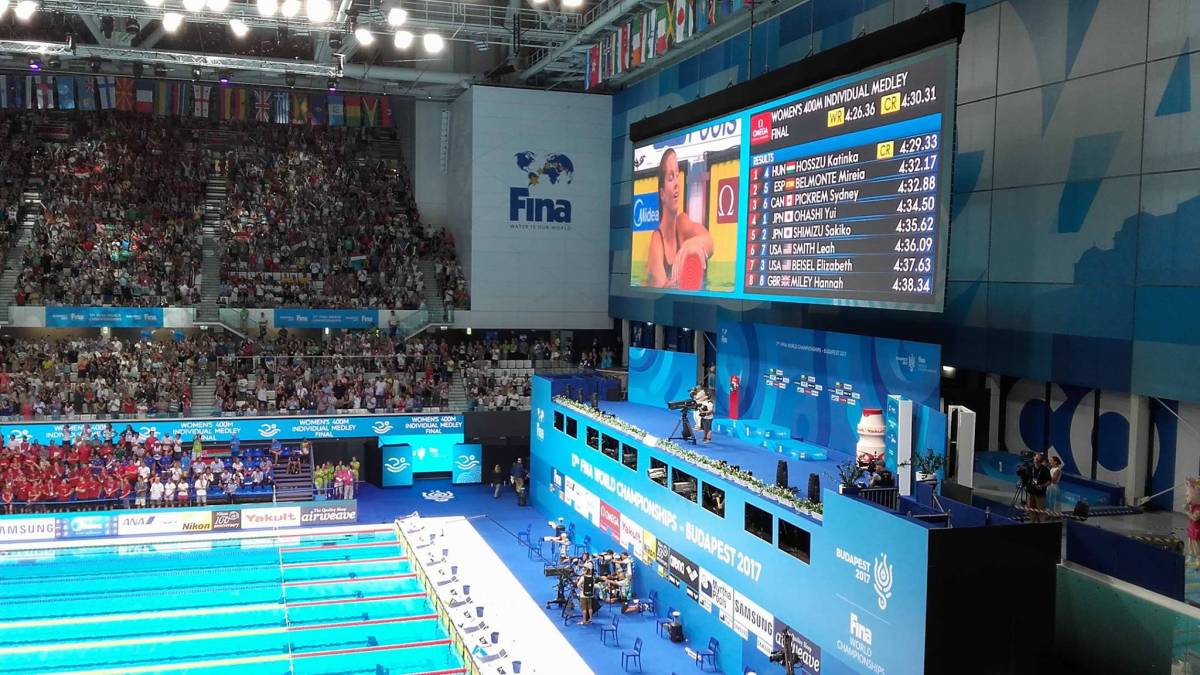 Vasárnap esti élmény. Az eredményjelző táblán Hosszú Katinka neve mellett világbajnoksági csúcs szerepel &bullet;  Fotó: Somogyi Botond