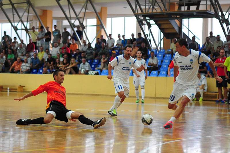 &bullet;  Fotó: Thomas Campean