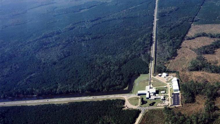 Gravitációs hullámok milliárd fényévekről