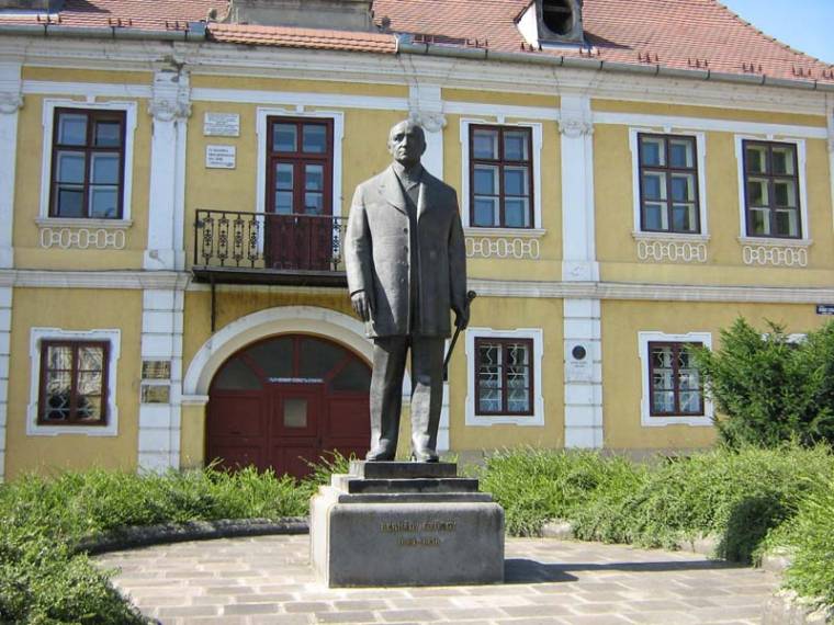 A városépítő Bernády György