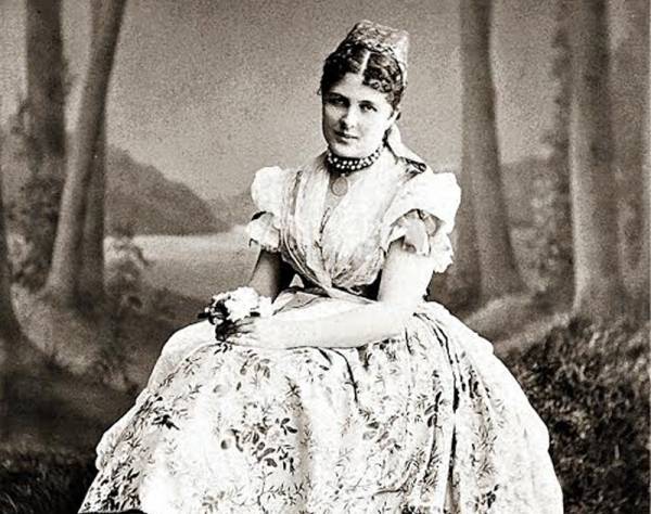 Blaha Lujza, a népszínművek primadonnája