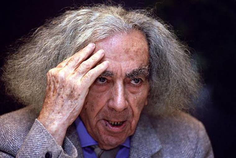 Aki Villon bőrébe bújt