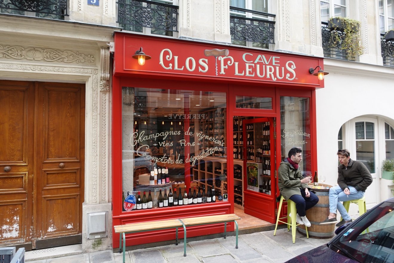 Italbolt a „Virágos pincéhez” •  Fotó: Csermák Zoltán