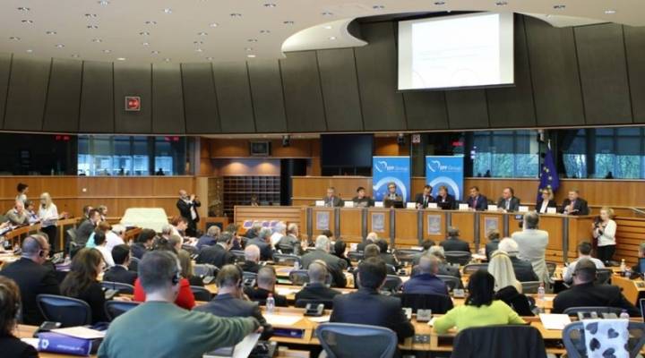 Uniós kisebbségvédelem: lassú a víz, a part messze