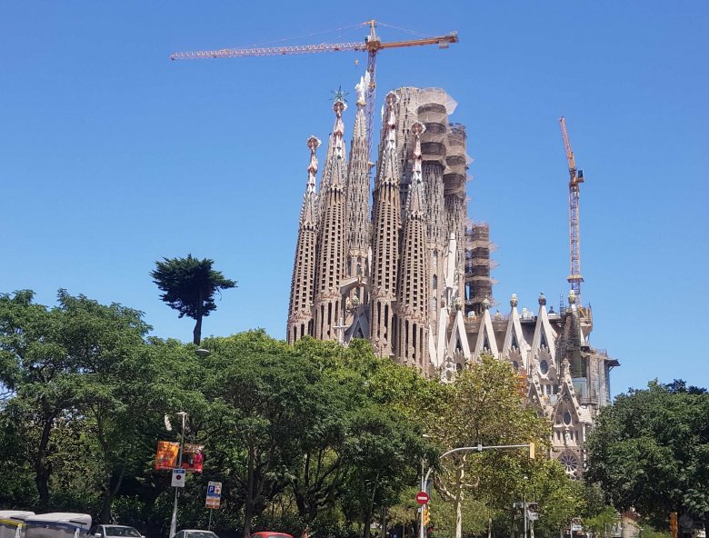 A Sagrada Familia (Szent Család) templomot 
tervezője, Antoni Gaudi halálának százéves évfordulójára, 
2026-ban fejeznék be •  Fotó: Makkay József