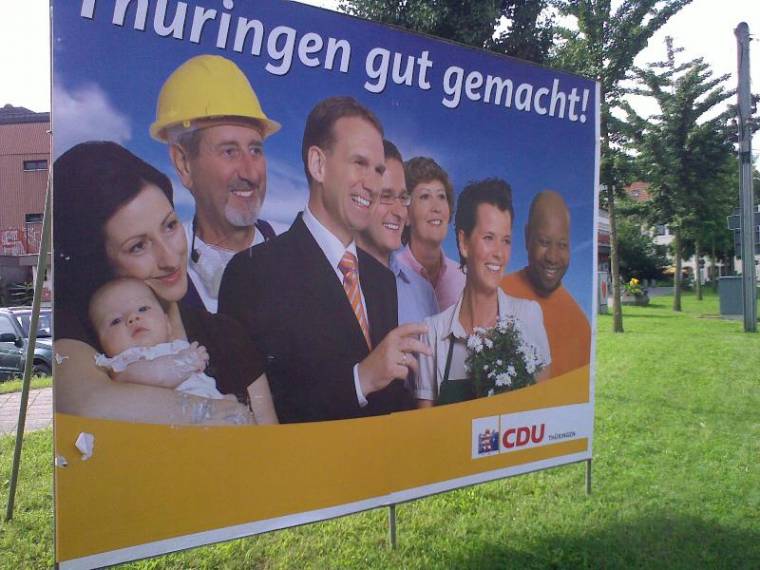 Embriópozícióban a német választópolgár