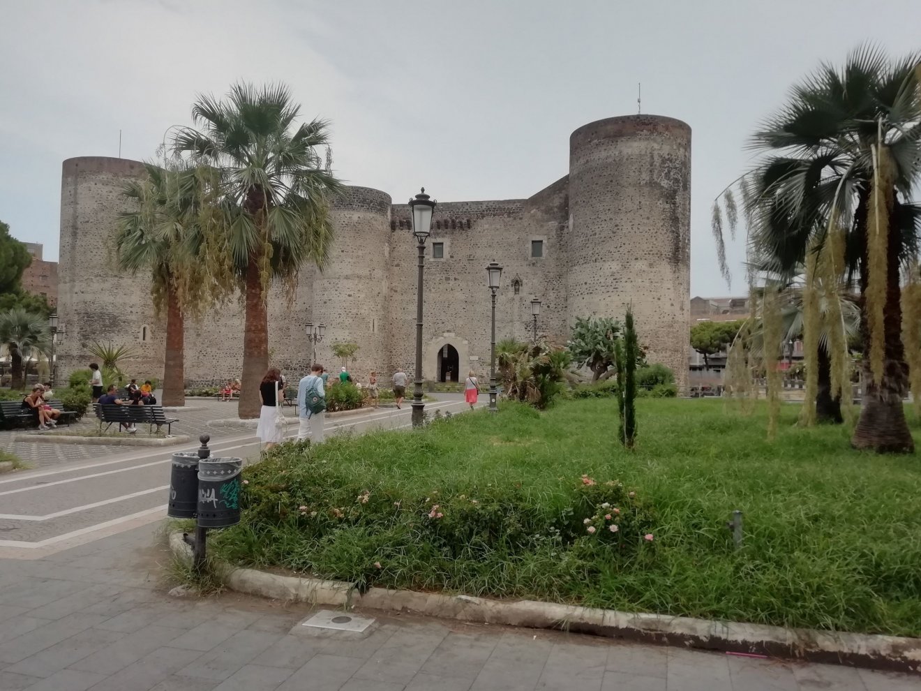 Az Ursino-kastély. Az épületet II. Frederick, Szicília királya építtette a 13. század közepén •  Fotó: Somogyi Botond