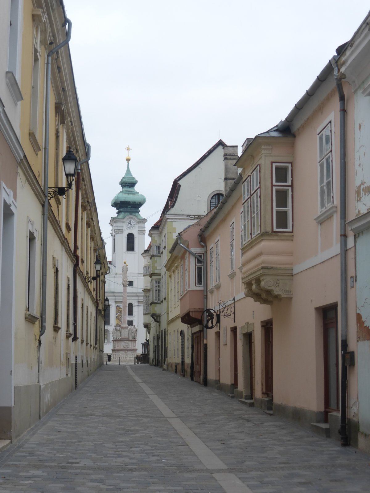 A belvárosi utcakép jól mutatja Gyor középkori hangulatát &bullet;  Fotó: Csermák Judit