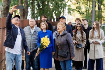 Homlokegyenest másként szavaztott a moldovai és román diaszpróra