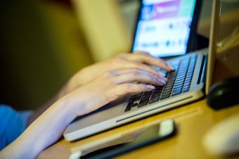 Pénz számítógépre: több mint 80 háromszéki diák pályázott