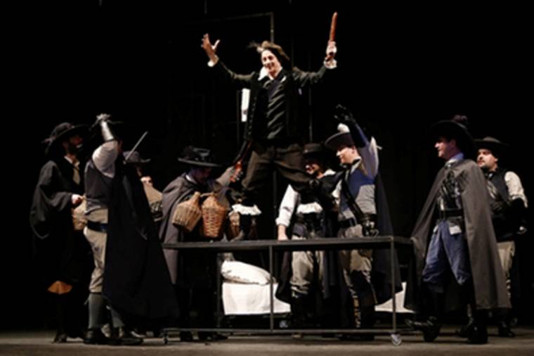 Kishitű ikon hatalmas orral