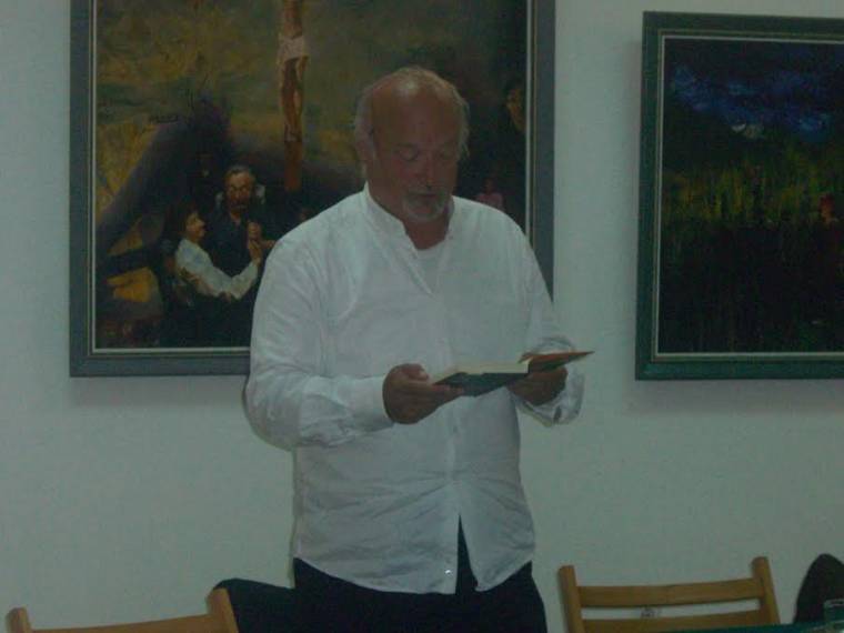 Emberként alkotni embereknek