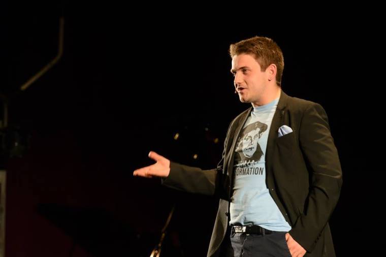 Ahogy a csillag megy az égen