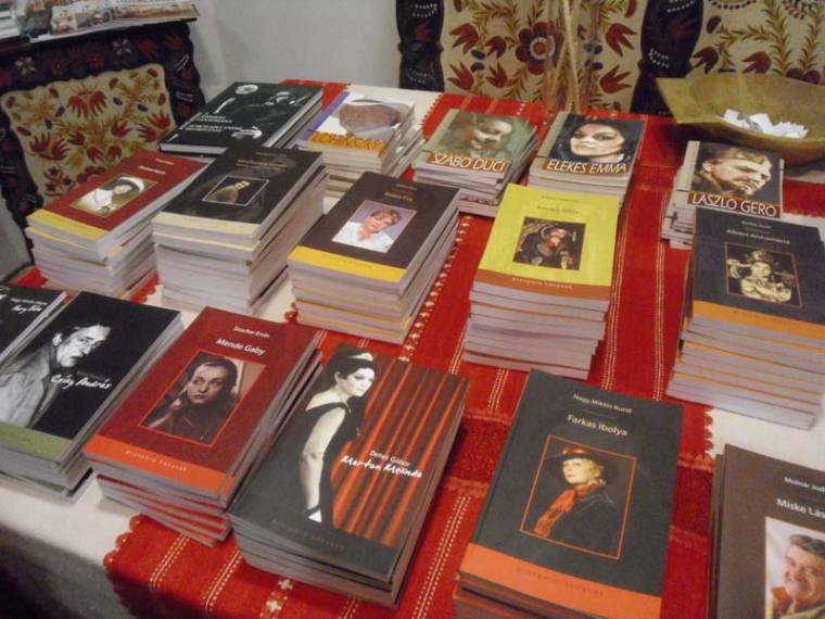 Prospero sorozat: sikertörténet az apadó könyvek világában