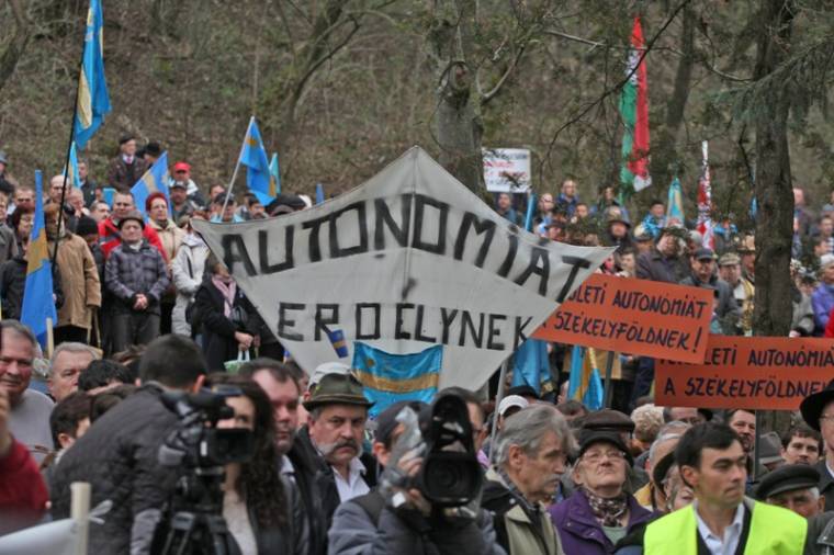 Széles önrendelkezésű régiót akarnak