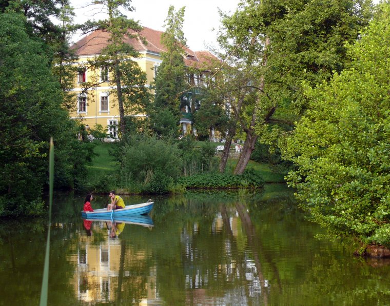 Hanna grófnő: film a zabolai Mikes család  történetéről