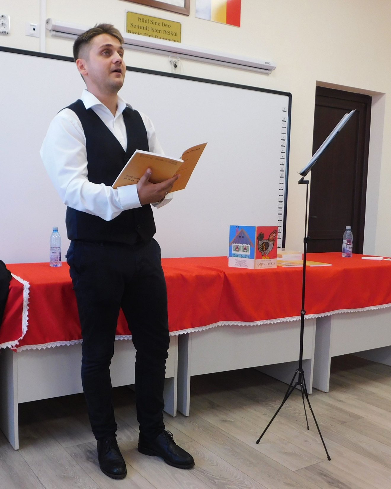 Marosán Csaba színművész Petőfiről szóló előadása •  Fotó: Facebook/Okos Márton