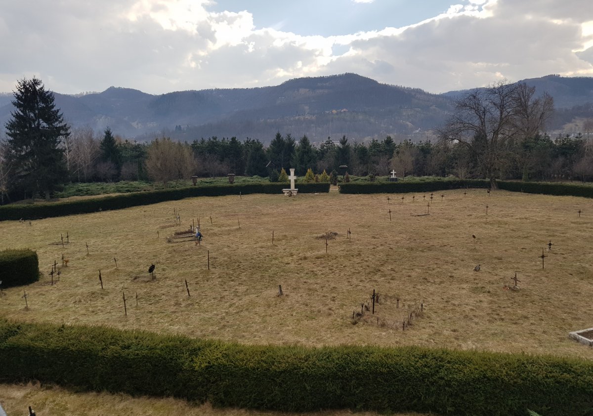 A Szegények temetője a Tisza partján: a politikai foglyok jeltelen sírokban fekszenek &bullet;  Fotó: Makkay József