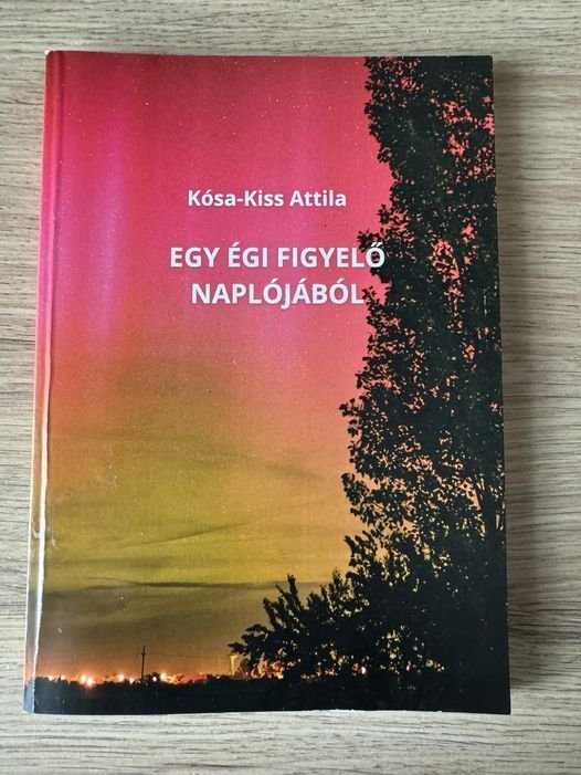 Egy égi figyelő naplójából című könyv példányai hamar elfogytak, a kötet utánynyomásra vár •  Fotó: Săpungi Anton Béla
