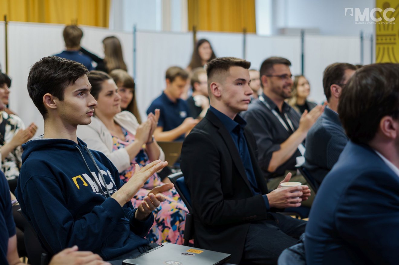 •  Fotó: Mathias Corvinus Collegium