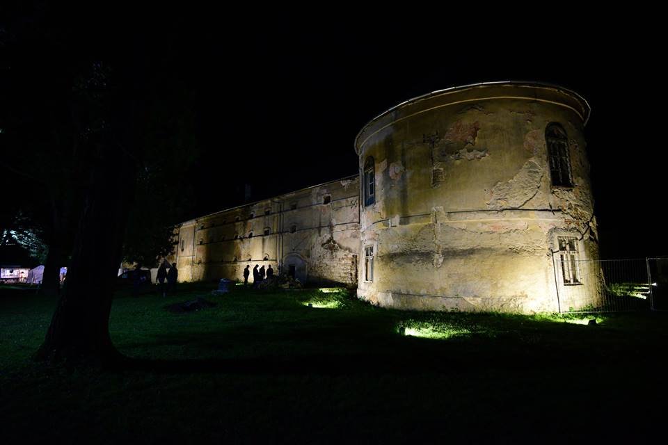 A gyalui várkastély ma. A fél évszázaddal ezelőtt itt tartózkodó Izabella királyné egykori rezidenciáját
egy magyarországi vállalkozó újítaná fel eredeti pompájában &bullet;  Fotó: Várkert Fesztivál