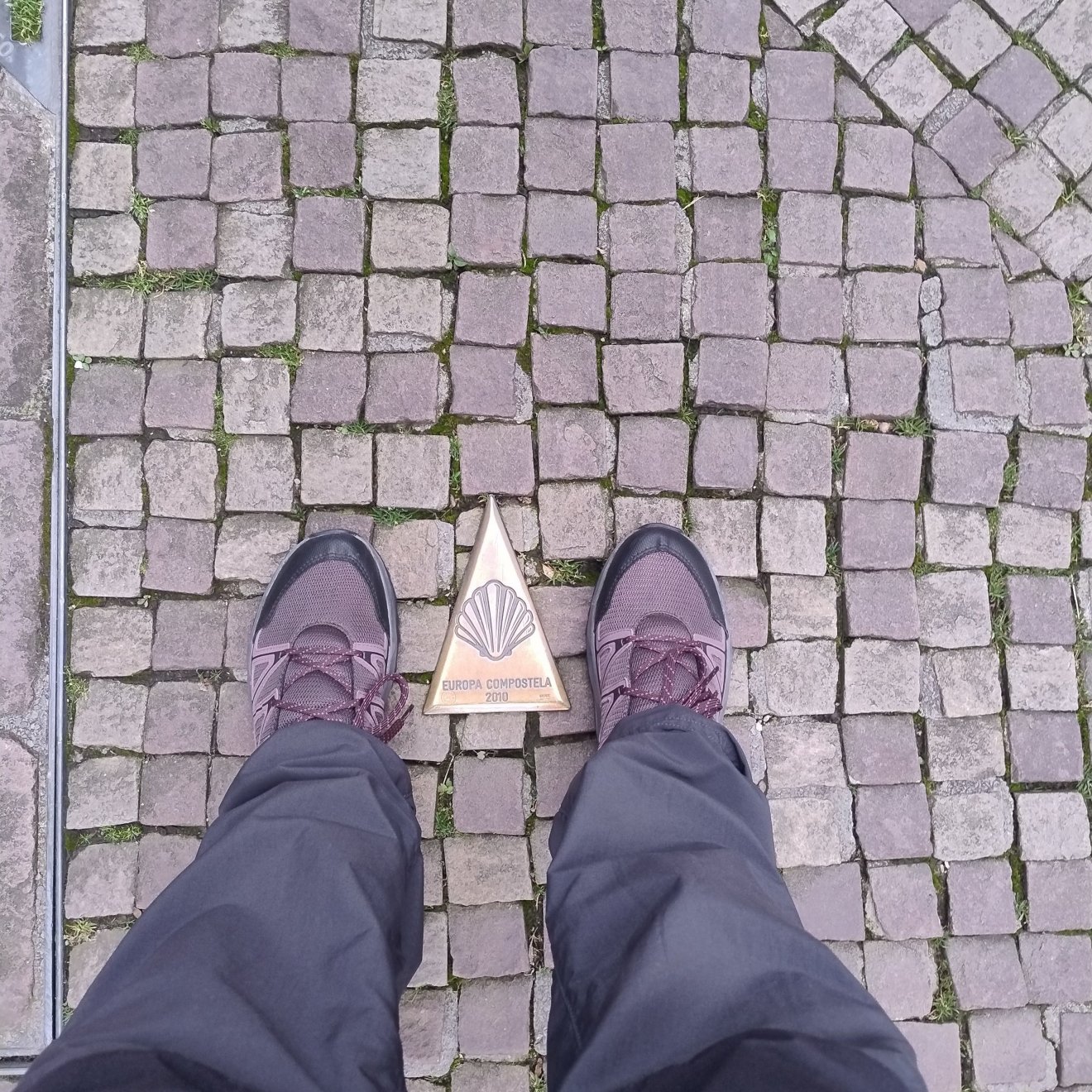 Indulás Saint-Jean-Pied-de-Port-ból •  Fotó: Facebook/Sófalvi Krisztina