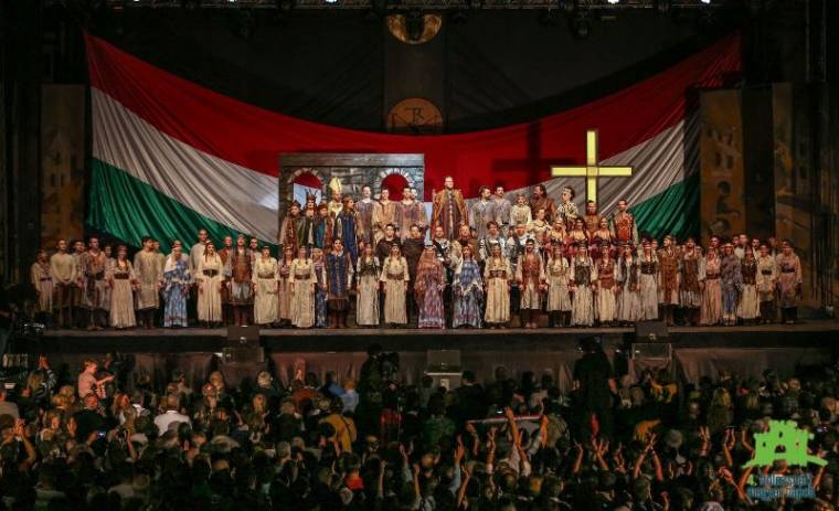 Nyár végén miénk volt a tér