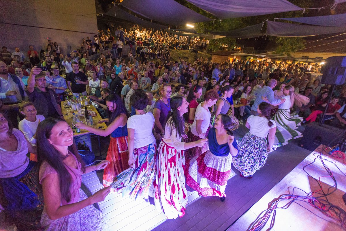 Minden korosztály jól szórakozott a marosvásárhelyi Forgatagon &bullet;  Fotó: Boda L. Gergely