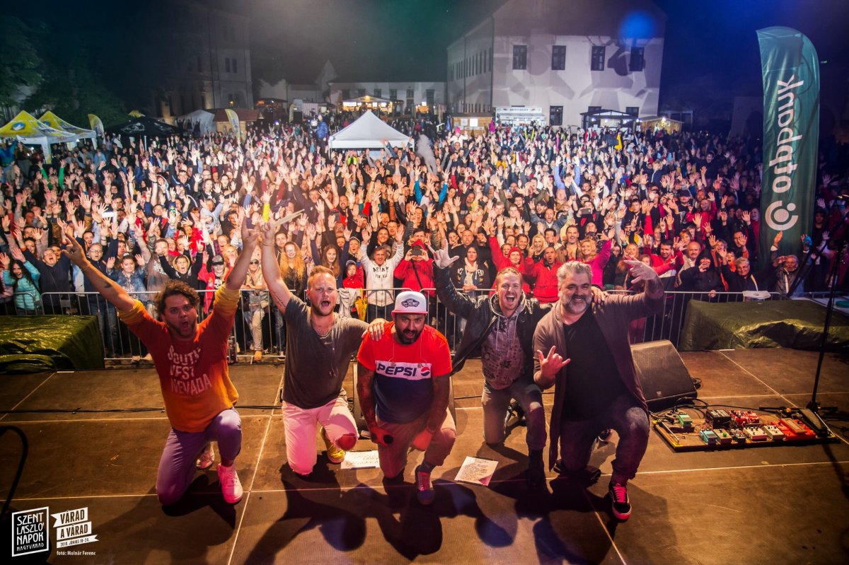 Az idei Szent László Napok péntek esti sztárzenekara a Magna Cum Laude volt &bullet;  Fotó: Kristó Gothárd Hunor