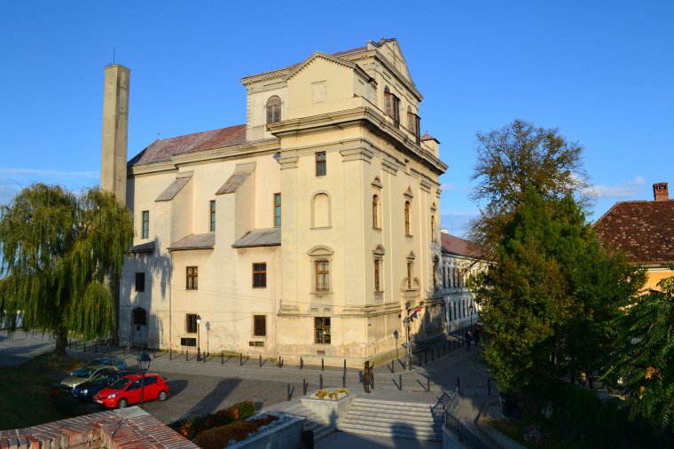 A gyulafehérvári Batthyáneumért folytatott negyedszázados sikertelen restitúciós harc megmutatja a román állam valódi arcát
